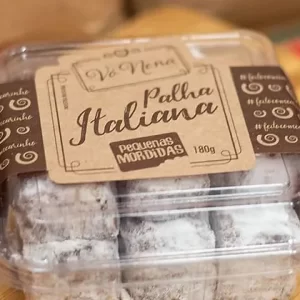 Palha Italiana Tradicional em Cubos - 160g