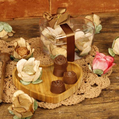 dia das mães Coração de Acrílico com Bombons – 75g Doces Vó Nena